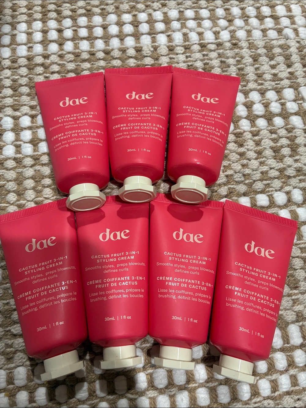 dae Cactus Fruit 3-in-1 Styling Cream — Bright Pink